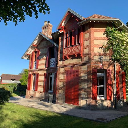 La Villa Des Rosiers Cricqueboeuf ภายนอก รูปภาพ