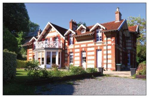 La Villa Des Rosiers Cricqueboeuf ภายนอก รูปภาพ