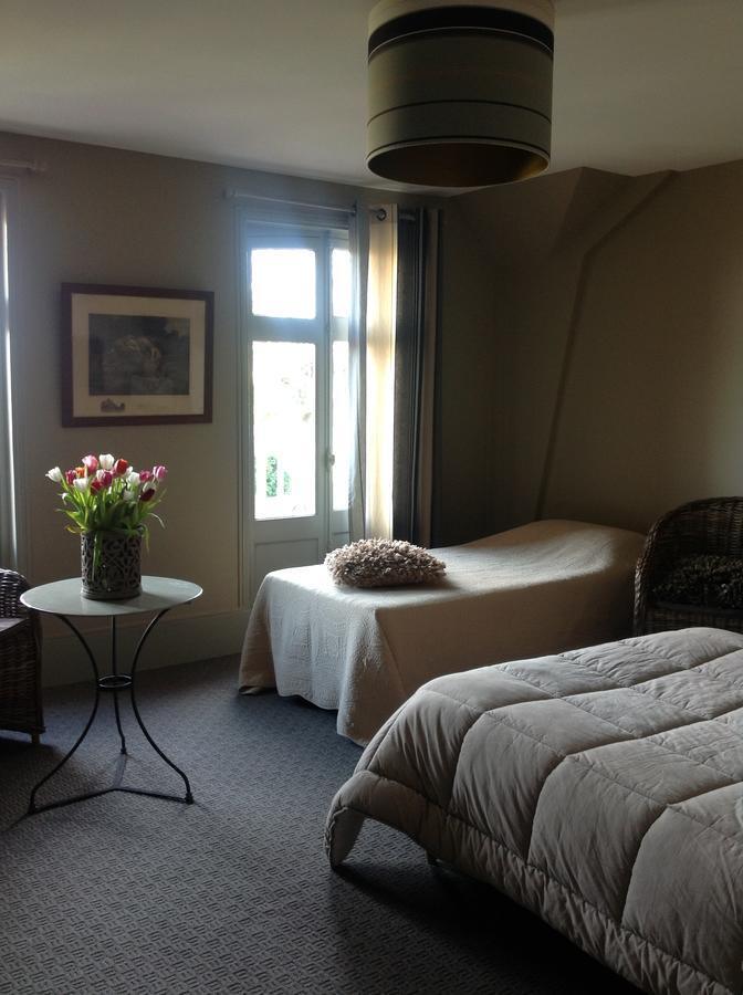 La Villa Des Rosiers Cricqueboeuf ภายนอก รูปภาพ