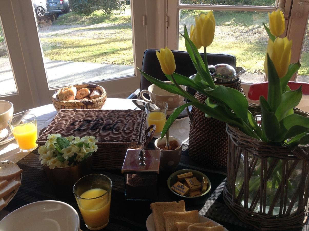 La Villa Des Rosiers Cricqueboeuf ภายนอก รูปภาพ